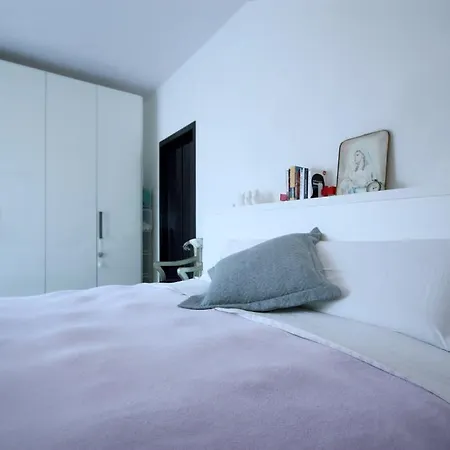 Magenta24